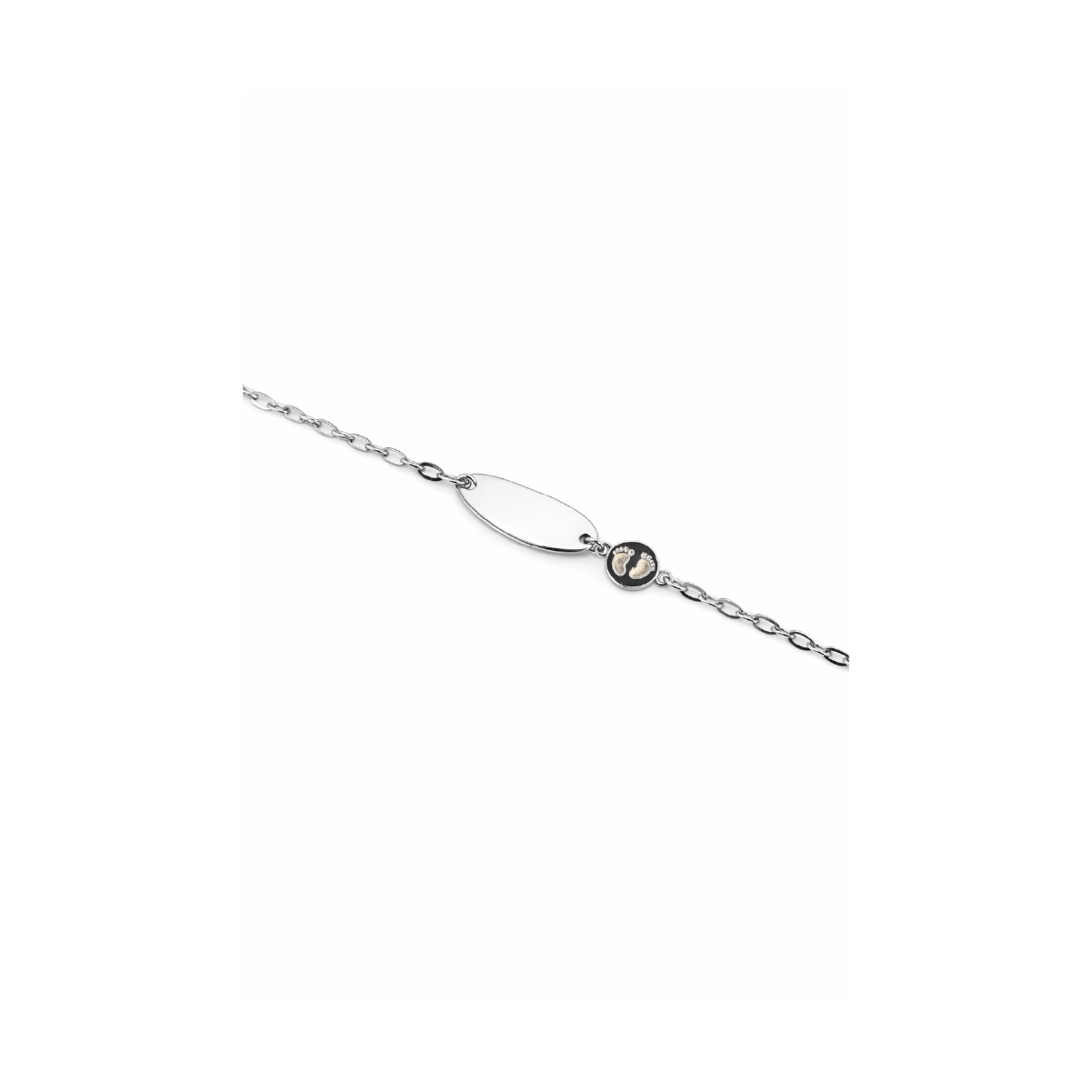 Silbernes Armband mit ovalem Anhänger und kleinen Fußabdrücken. Trendiges Schmuckstück im minimalistischen Design.