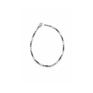 Elegantes Silberarmband mit rechteckigen Gliedern, stilvolles Schmuckstück für jeden Anlass.